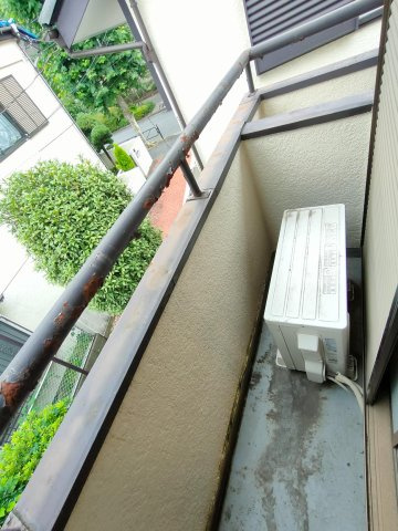 柴崎貸家1号棟のバルコニー