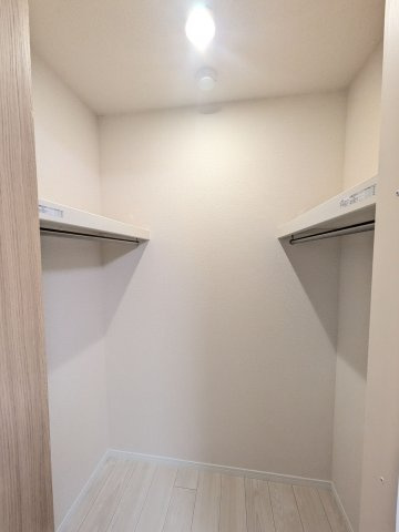 Ｄ-ｒｅｓｉｄｅｎｃｅ稲城の収納