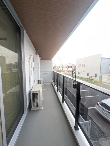 Ｄ-ｒｅｓｉｄｅｎｃｅ稲城のバルコニー