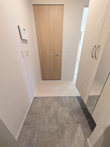 Ｄ-ｒｅｓｉｄｅｎｃｅ稲城の玄関