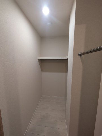 Ｄ-ｒｅｓｉｄｅｎｃｅ稲城の収納