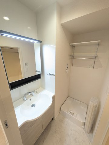 Ｄ-ｒｅｓｉｄｅｎｃｅ稲城の洗面所