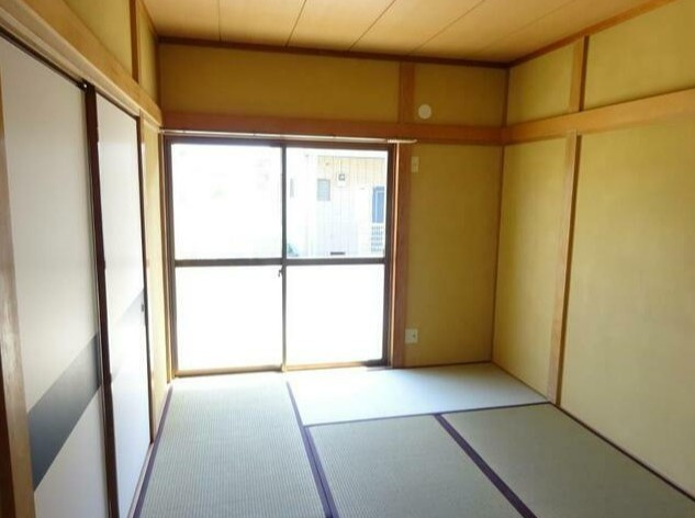 調布市布田６丁目のアパートの寝室