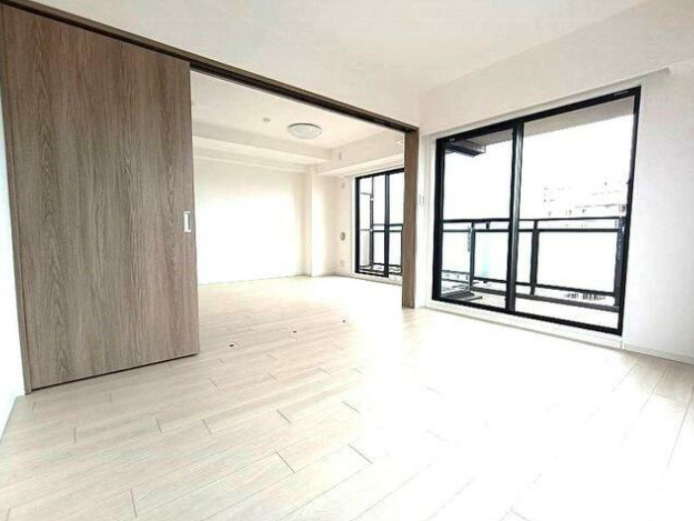 調布市上石原３丁目の賃貸マンションの居間・リビング