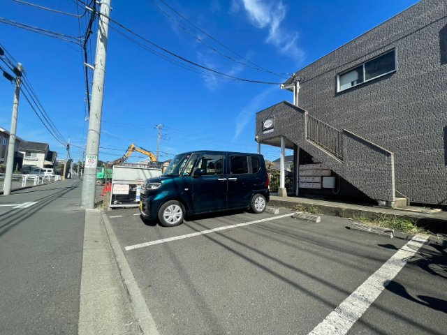 柴崎エンジェルハイツの駐車場