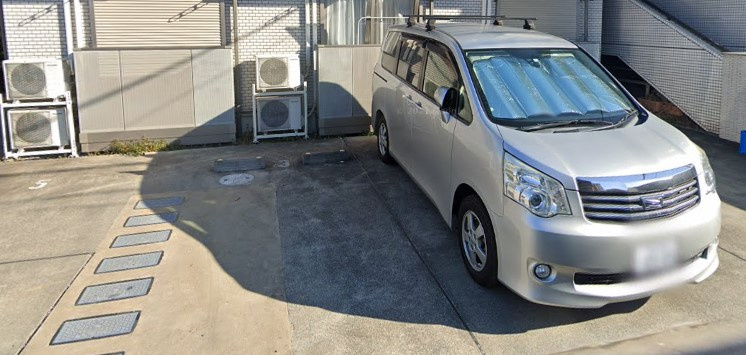 ハイムラグドールの駐車場