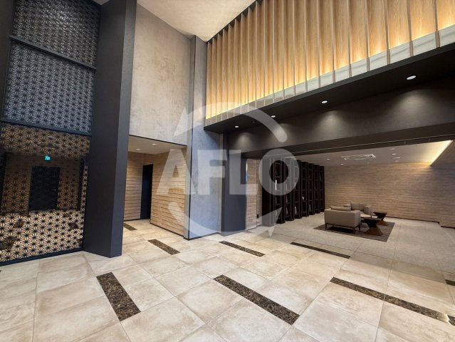 スプランディッド本町グラン（南大江小学校区）のエントランス|スプランディッド本町グラン　ロビー