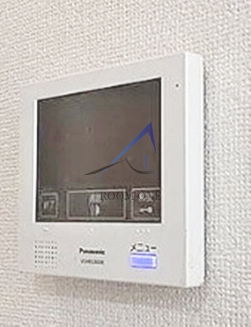 ラシーネ　ルイ　北小岩のセキュリティ|モニター付きインターホンです。