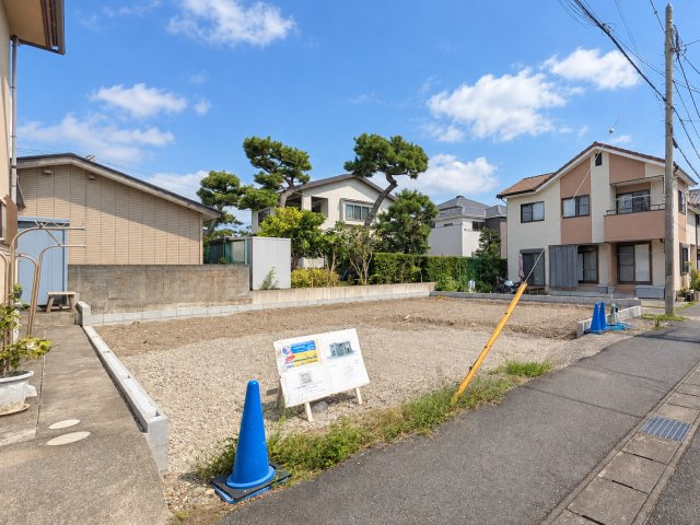 沼津市西間門２期　全１棟　１号棟の前面道路含む現地写真