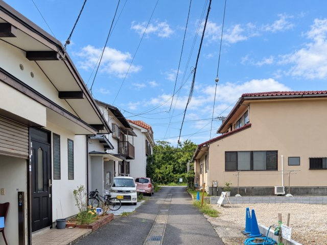 沼津市西間門２期　全１棟　１号棟の前面道路含む現地写真
