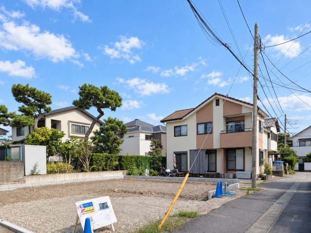 沼津市西間門２期　全１棟　１号棟の前面道路含む現地写真