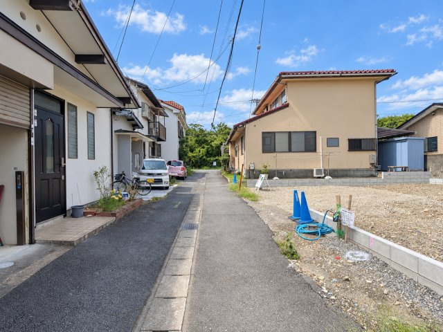 沼津市西間門２期　全１棟　１号棟の前面道路含む現地写真