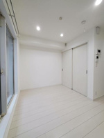 白を基調としたお部屋です