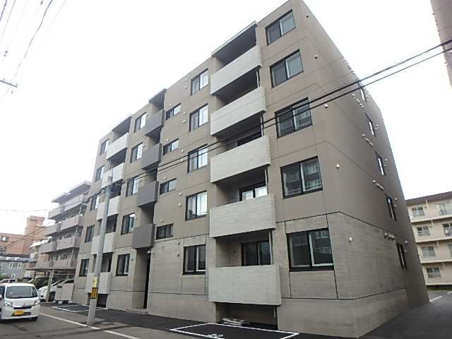カレラ山鼻南