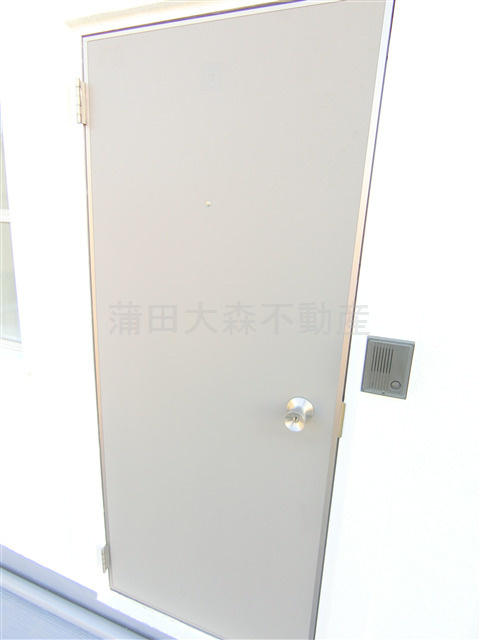 サンハイツサイトウの玄関