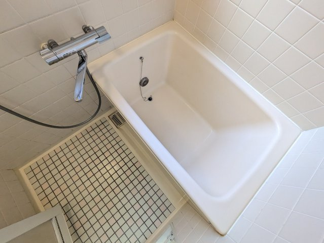 テラスハウス小泉の浴室