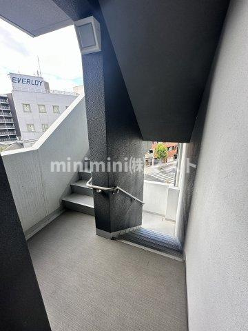 大阪市福島区鷺洲２丁目の賃貸マンションのバルコニー
