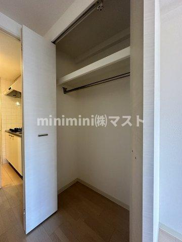 大阪市福島区鷺洲２丁目の賃貸マンションの収納