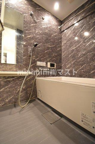 大阪市西区京町堀２丁目の賃貸マンションの浴室