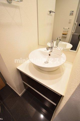 大阪市西区京町堀２丁目の賃貸マンションの洗面所