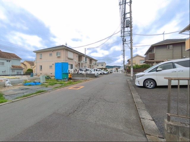 『八王子市新築戸建て』八王子市椚田町593-15【仲介手数料無料】の前面道路含む現地写真|～仲介手数料無料☆八王子ひなた不動産～八王子市椚田町　新築戸建て