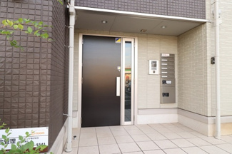 【エントランス】 | オートロックエントランス