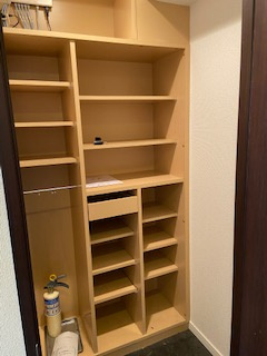 プライムアーバン日本橋大伝馬町の収納|こまごまとしたものを収納できそうですね