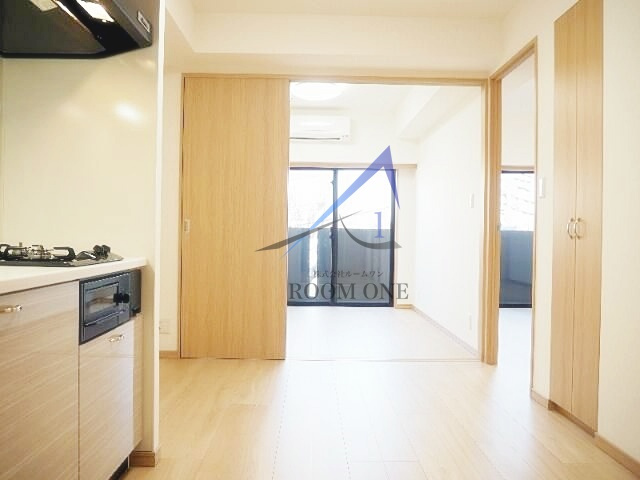 ルーブル墨田立花の居間・リビング|洋室のお部屋です。