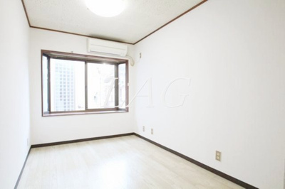 【居間・リビング】 | パレス池袋 | 洋室のお部屋です。