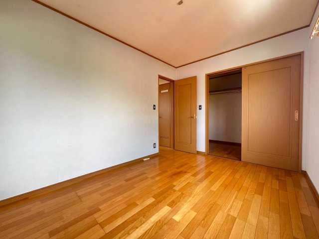 宇土市岩古曽町 3LDK 2階建の洋室