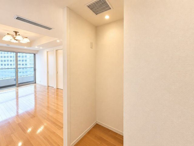 M.M TOWERS FORESIS R棟のその他