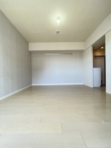 seawave東綾瀬の居間・リビング|同タイプ別部屋写真・床壁の色柄は異なる可能性があります