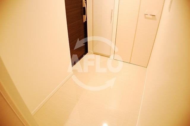 S-RESIDENCE難波Brillerの玄関|玄関スペース