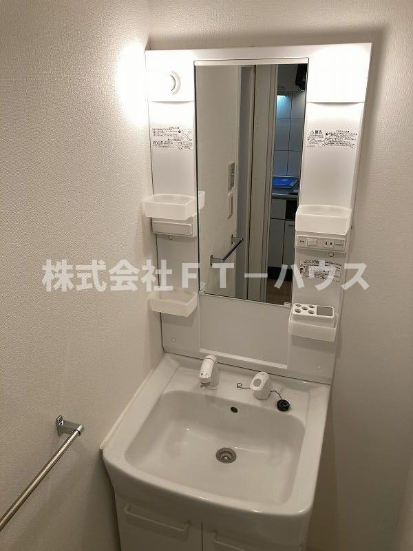 ポポラーレ船橋の独立洗面台