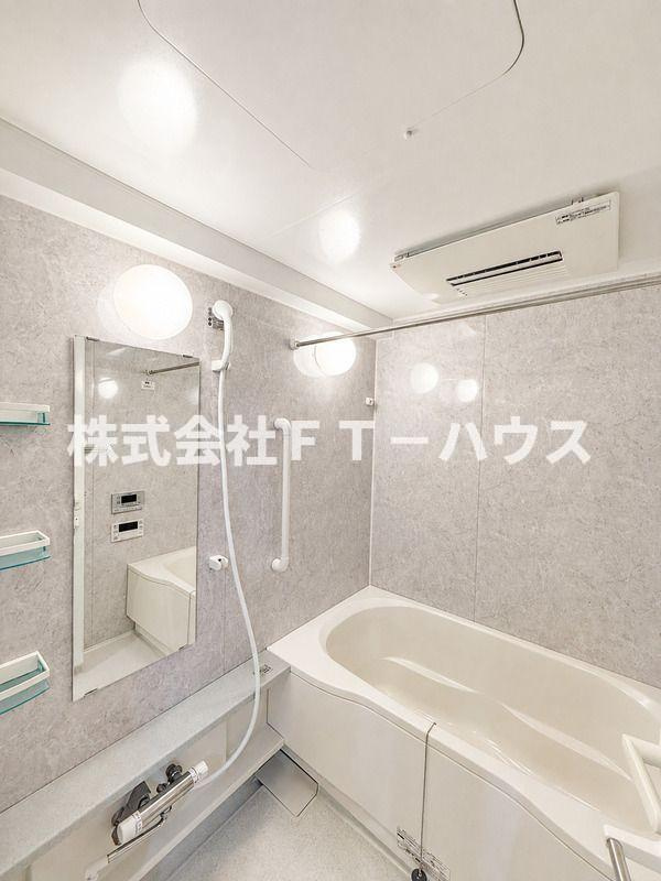 エリューディ船橋本町の浴室
