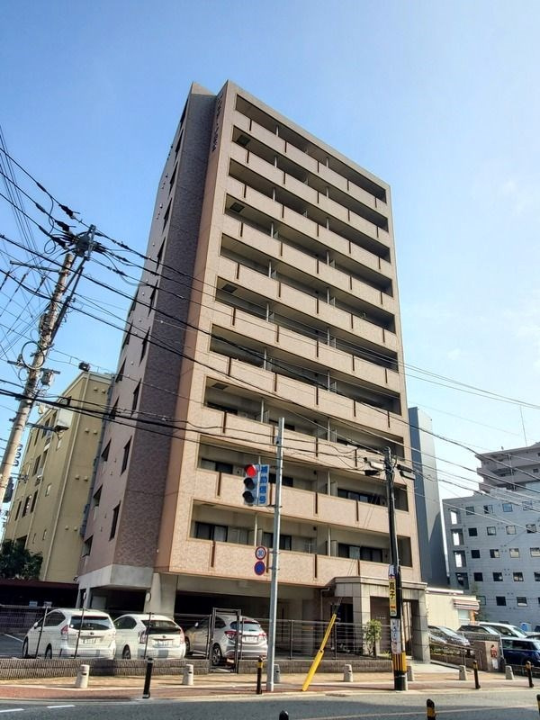 福岡市中央区春吉２丁目の賃貸マンションの外観