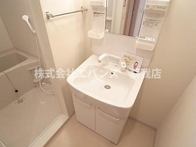 【洗面所】 | アイデアル | コンパクトで使いやすい洗面所