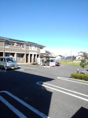 【駐車場】 | サニーハウス | カースペースがあります