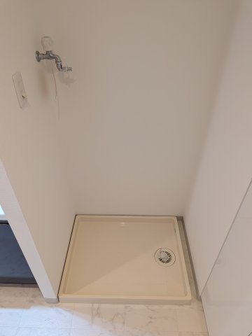 【その他】 | エリューディ船橋本町 | 室内洗濯機置場です