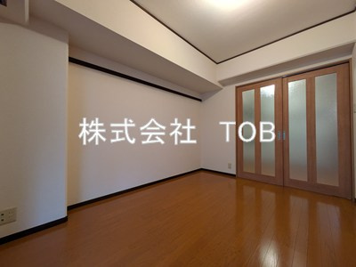 【子供部屋】 | カーザ・エッチェルサ世田谷 | 洋室5.8帖②