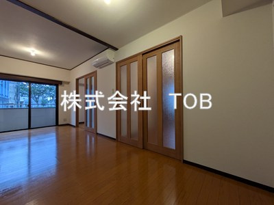 【居間・リビング】 | カーザ・エッチェルサ世田谷 | DK10.6帖