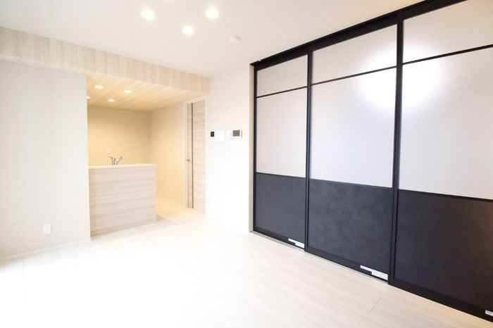 D-ROOM板付