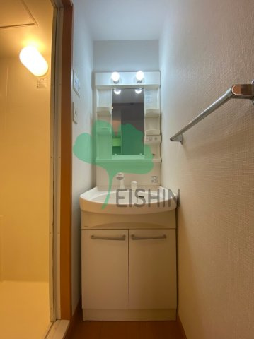 ドリーム川端壱番館(ドリーム川端1番館)の洗面所|シンプルで使いやすい洗面台です！
