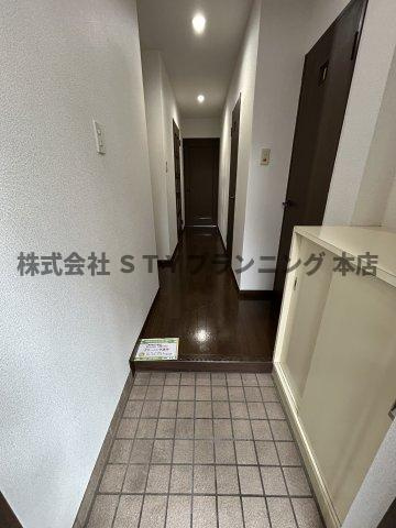 仲介手数料0円！ウエストコート又穂の玄関
