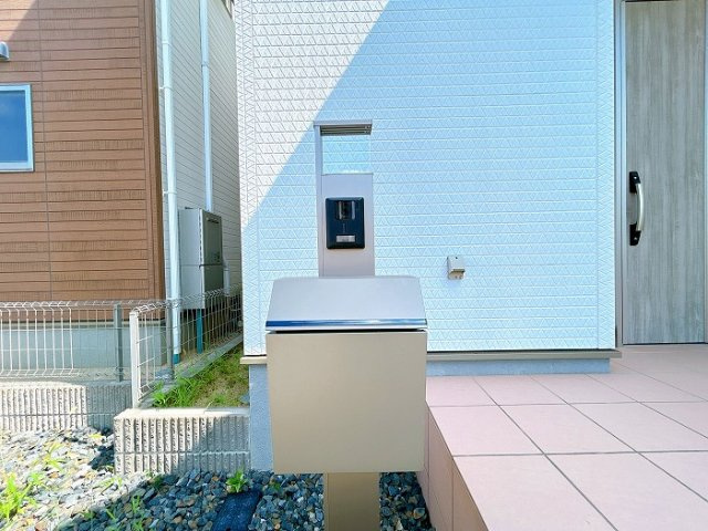 小牧市小松寺２丁目の中古一戸建のその他|◇郵便ポスト＆インターフォン◇　