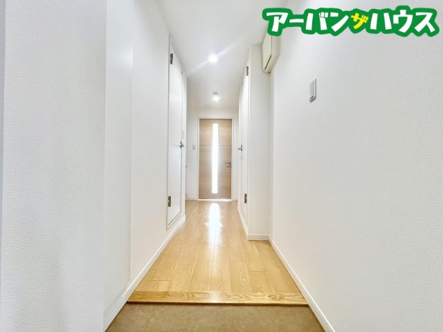 GRAND HILLS東古松の玄関