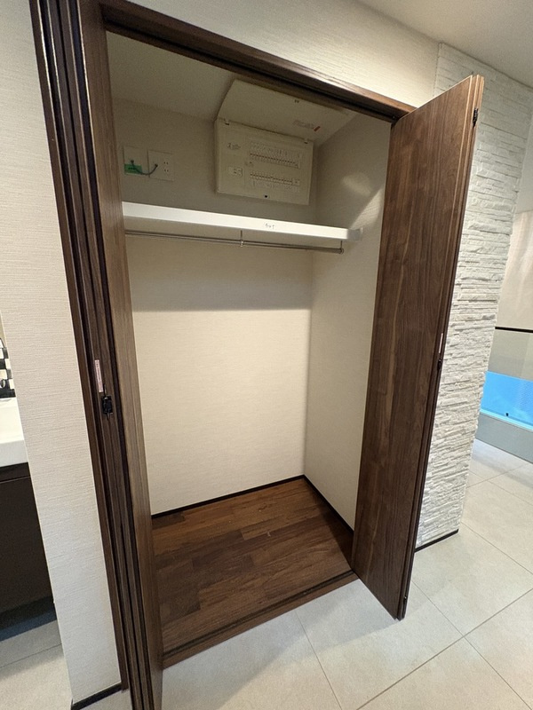 代々木５丁目貸家の収納