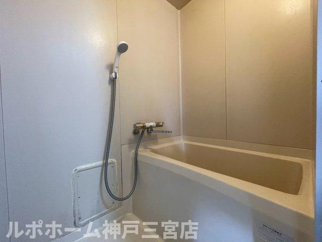 第2七耀マンションの浴室