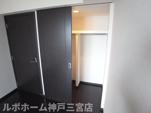 トア山手ザ・神戸タワーの収納