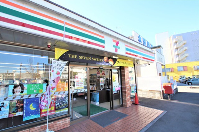 セブンイレブン木更津駅東口店まで150ｍ